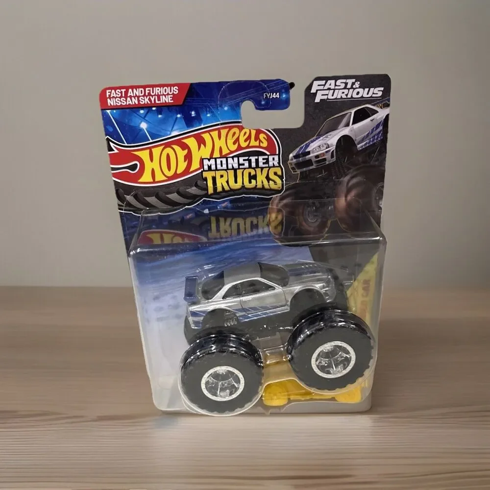 Hot Wheels Monster Truck 1:64 Diecast Vehicle - Fast & Furious Nissan Skyline